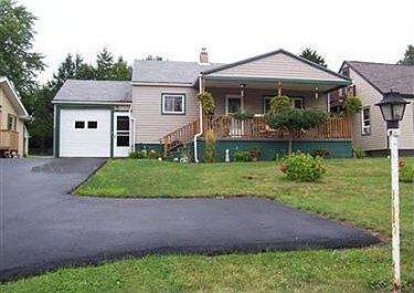 1st image of 1992 Lisbon St