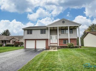 225 Capital Ln, Findlay, OH 45840