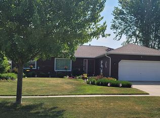 645 N Lyle Ave, Elgin, IL 60123