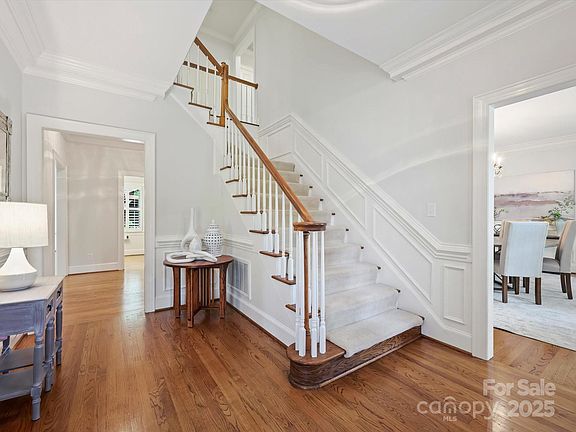 4th image of 7329 Kennington Ct