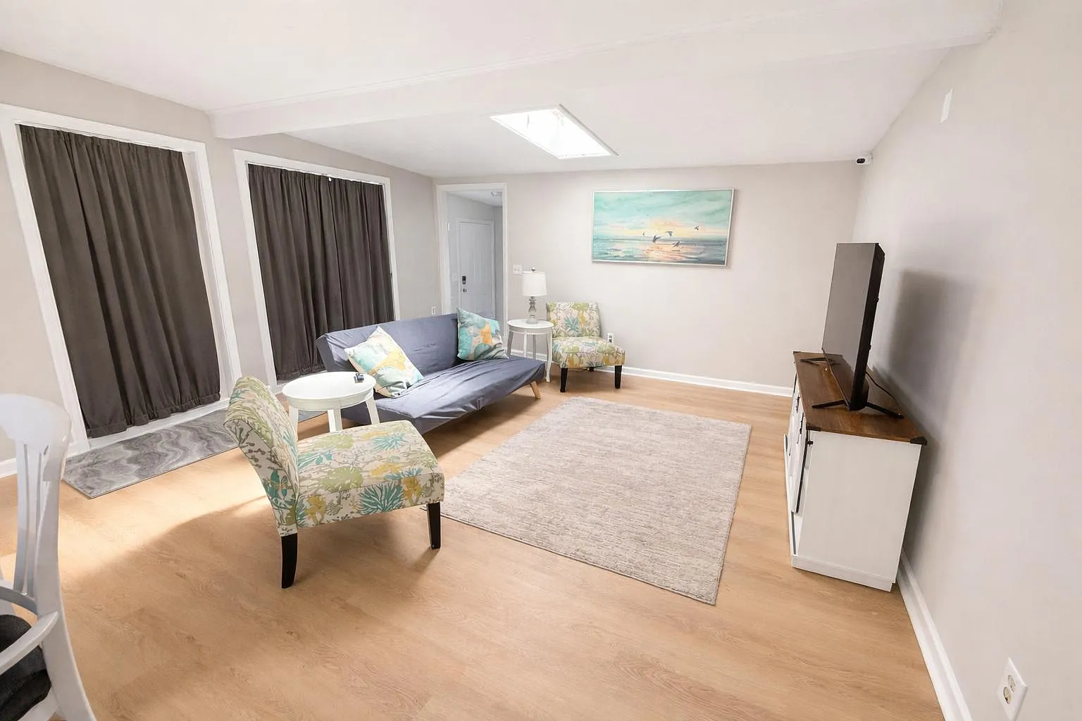 4 bed, 2.0 bath, 3176 sqft, $862 — Photo 3