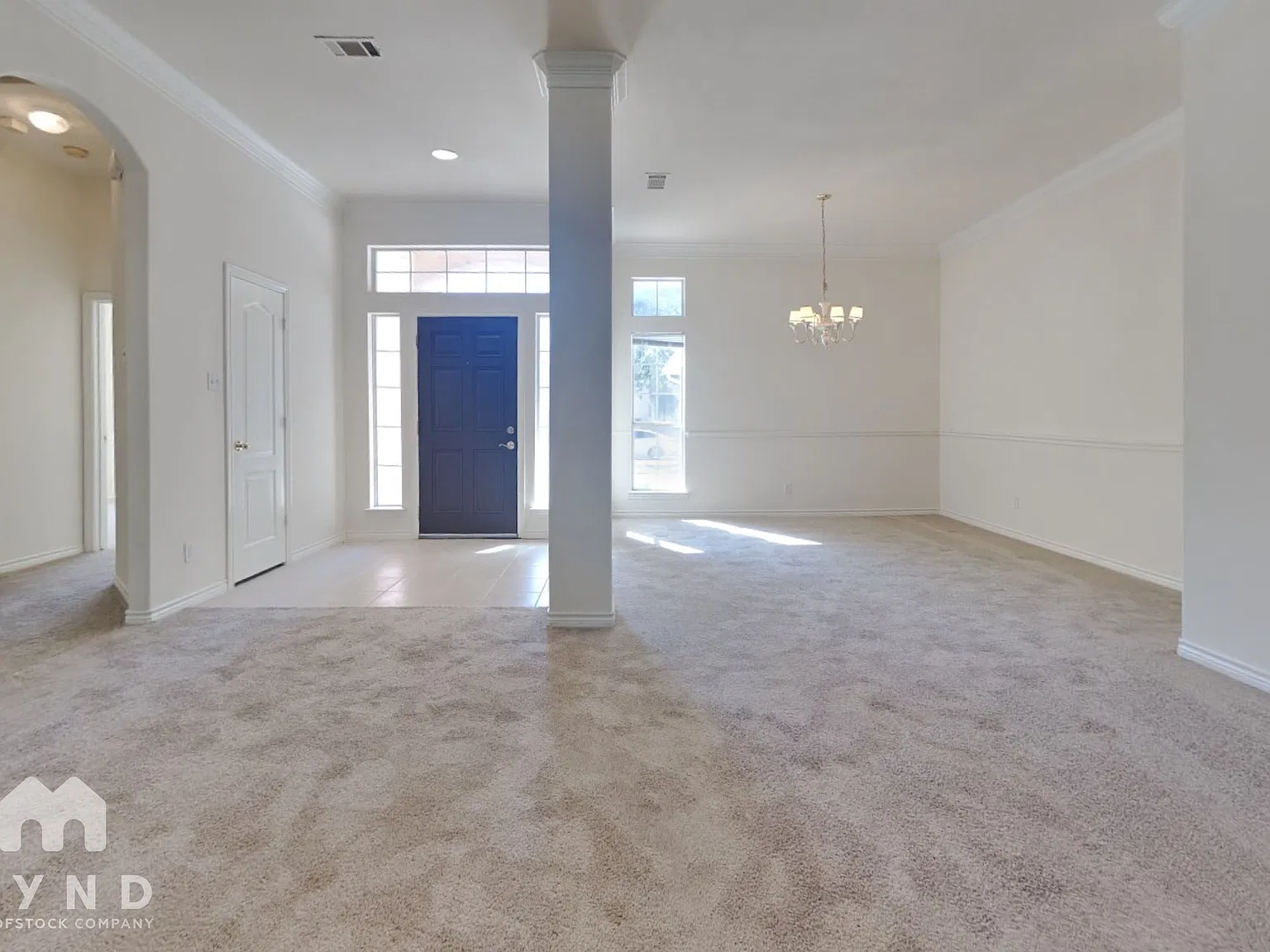3 bed, 2.0 bath, 2140 sqft, $2,365 — Photo 4