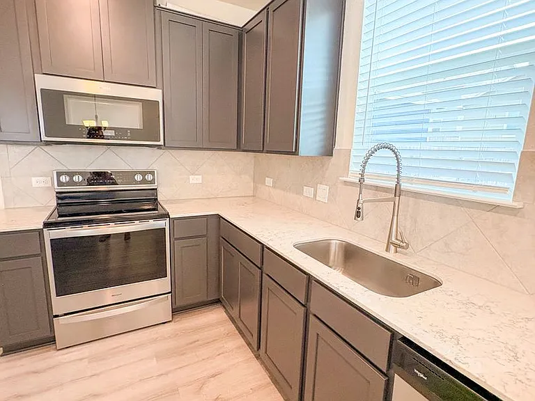 229 Barbary Coast Ln — Photo 6