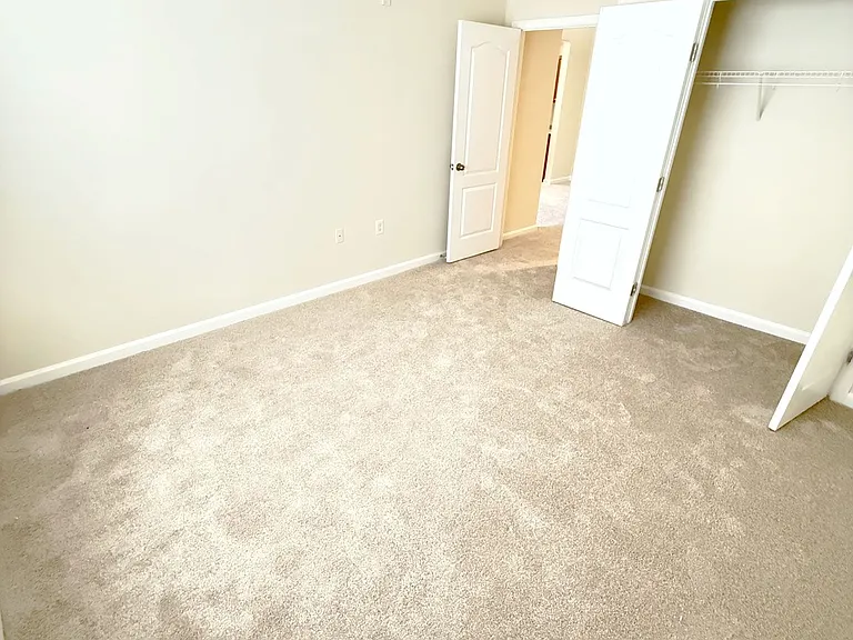 Clairmont at Farmgate — Photo 86