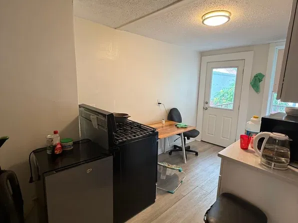 197 Cambridge St, Allston, MA 02134