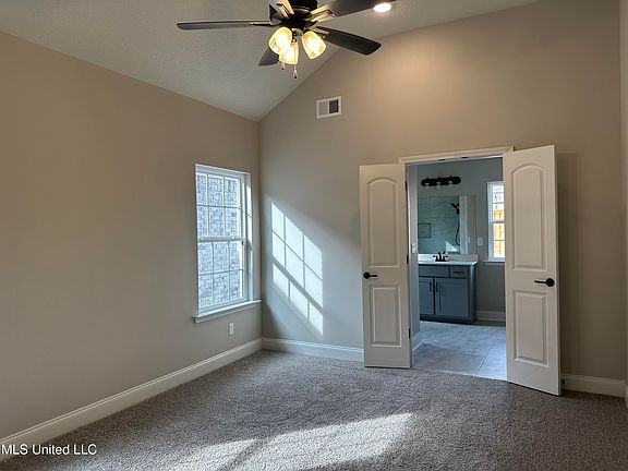 5th image of 274 Country Garden Dr