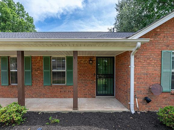 2nd image of 7015 Canehill Ln