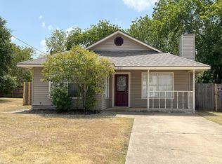 412 Thompson St, College Station, TX 77840