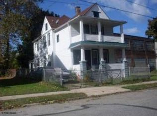1316 Russell Rd, Cleveland, OH 44103