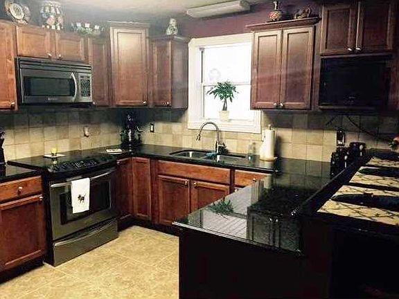 5th image of 6804 E Calcasieu Dr
