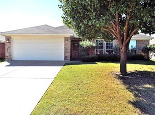 485 Mesa Vista Dr, Crowley, TX 76036