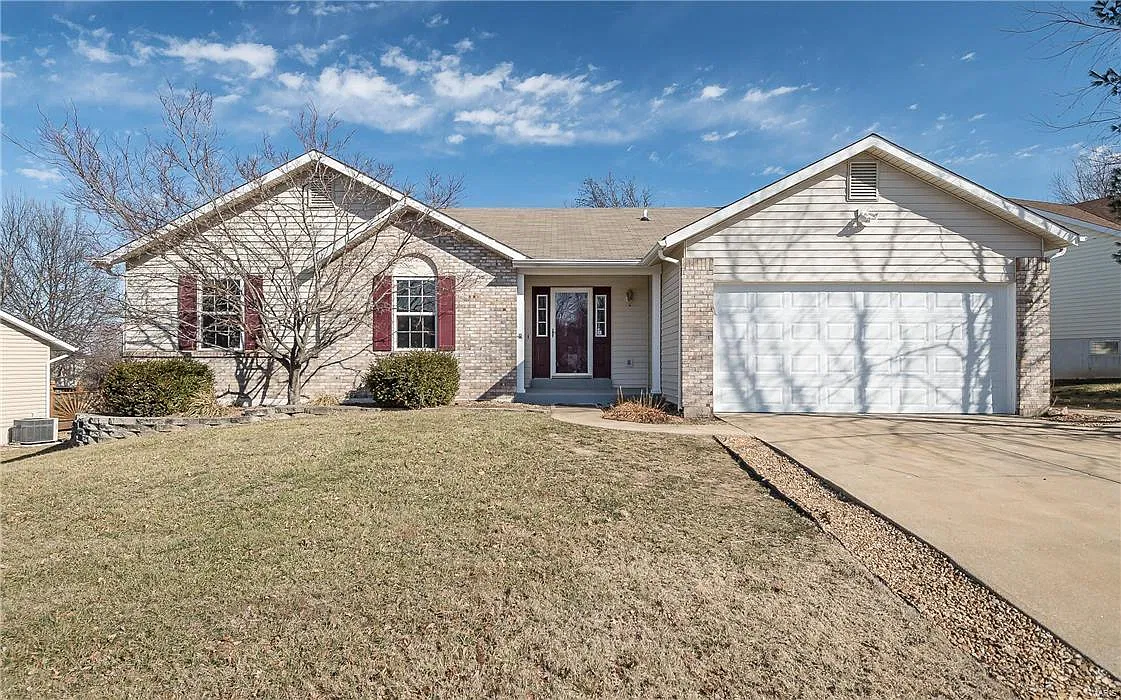 2904 Kettering Dr — Photo 1
