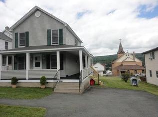 421 Delaware St #L101, Mayfield, PA 18433
