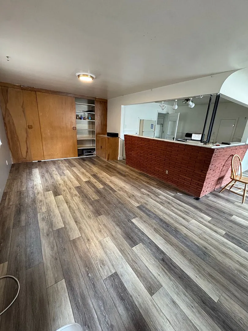 Available August - Spacious 3 Bed — Photo 3