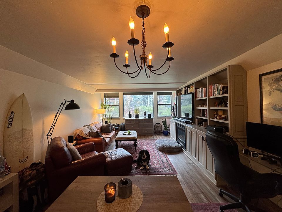 1st image of 1011 Vine St #1011