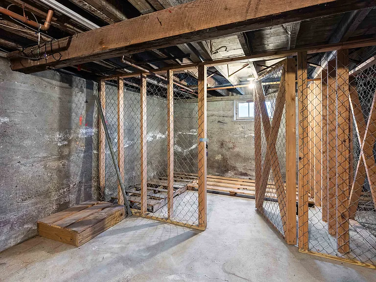 261 Turnpike Ave #1 — Photo 14