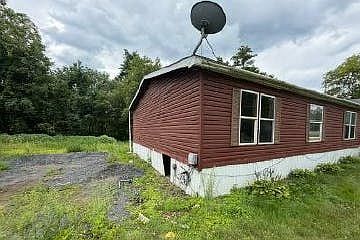 3rd image of 659 Salmon River Rd