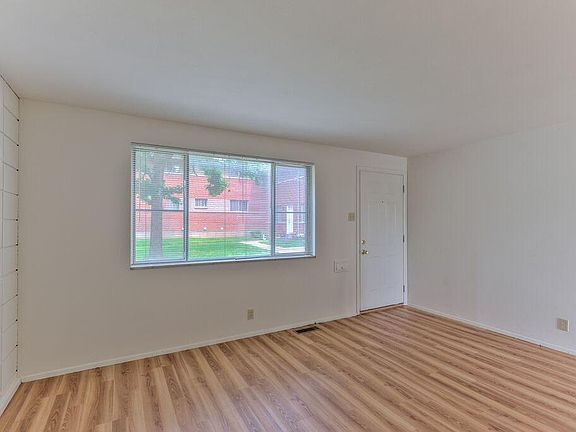 4th image of 4245 Lasata Dr
