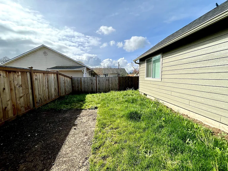 3544 Hickory Ave — Photo 11