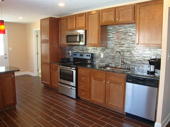 5th image of 9179 Manorford Dr