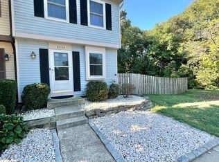 8328 Rocky Forge Ct, Springfield, VA 22153