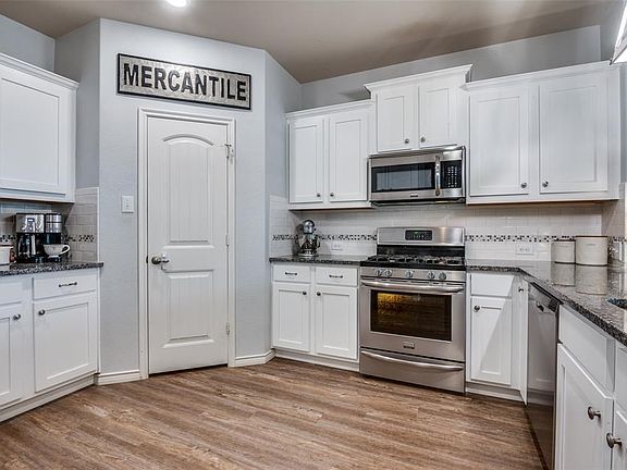 2nd image of 668 Bassett Hall Rd
