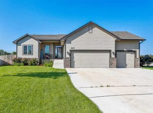 5839 N Kerman Ct, Park City, KS 67219