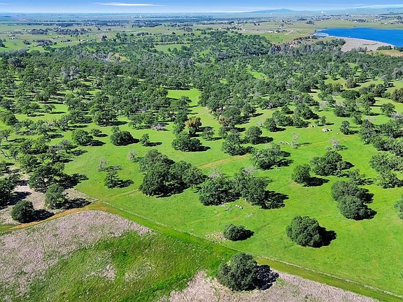 5th image of McCourtney Rd