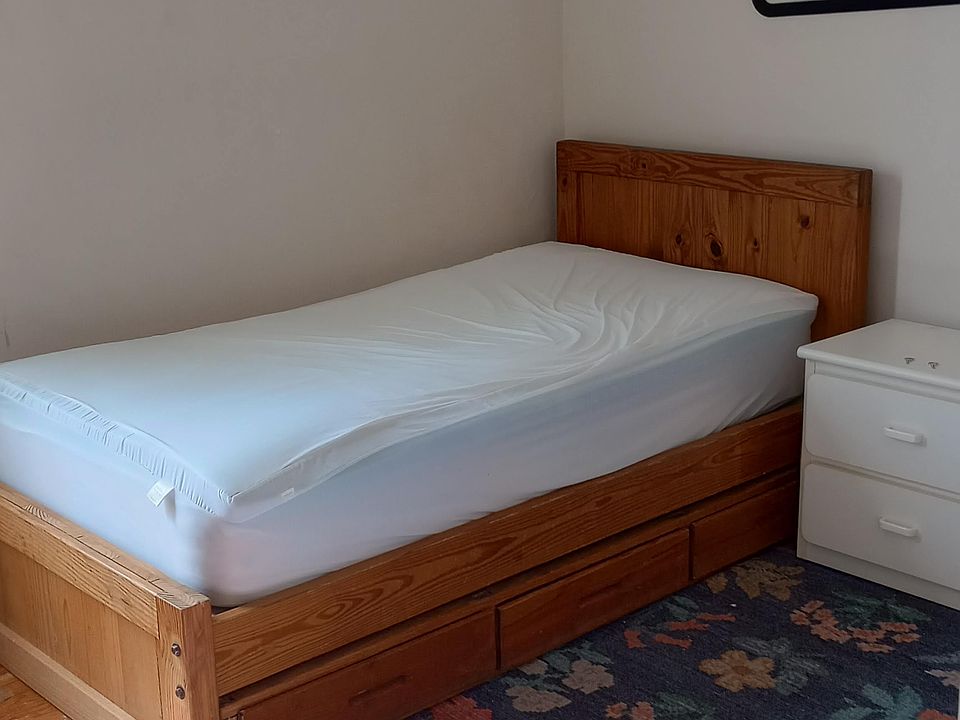 1st image of 29 Glenwood St #2