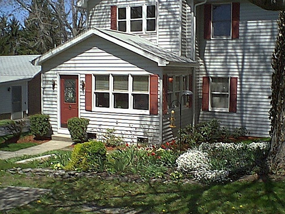 180 Main St