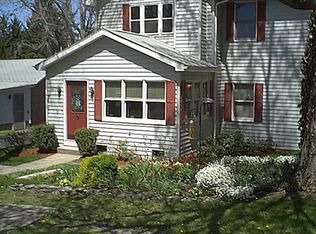 180 Main St, Akron, NY 14001