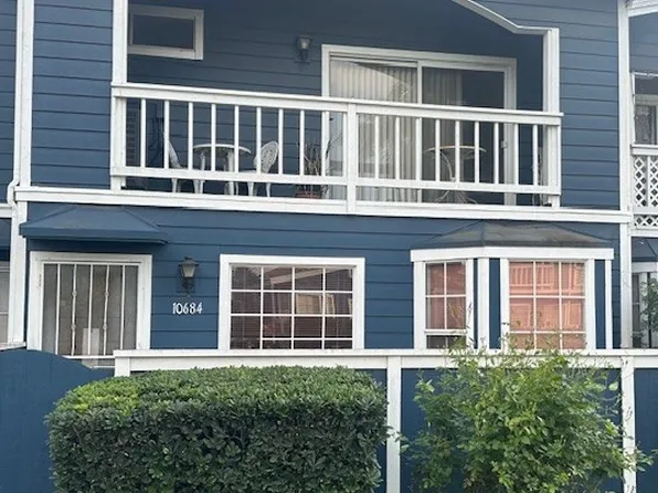 10684 Bell St, Stanton, CA 90680