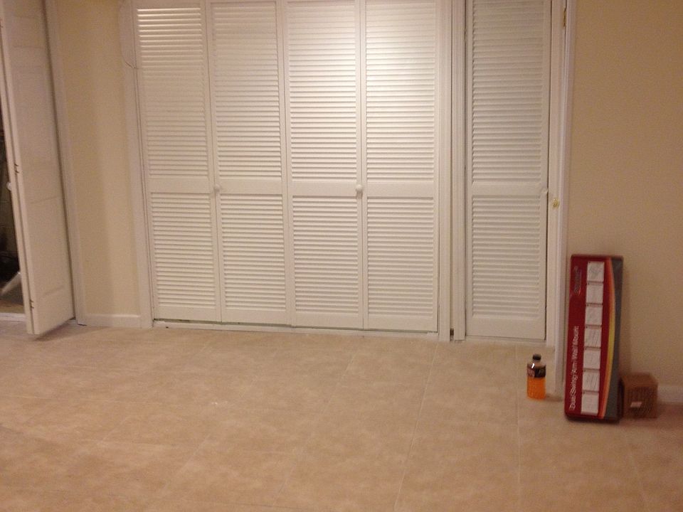 2nd image of 194 Lake Dr