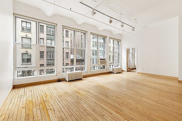 1st image of 14 W 17th St APT 5N