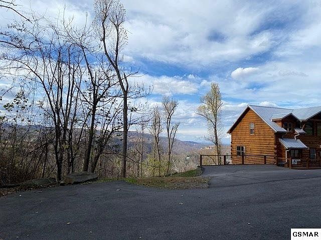 2nd image of 34 Stone Fence Ln Lot 34