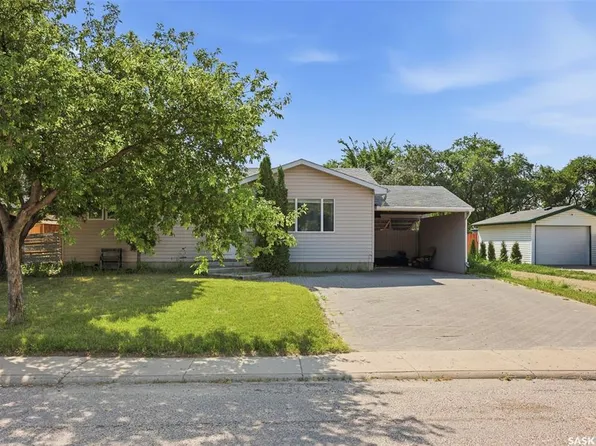 30 Marlborough CRESCENT, Saskatoon, SK S7L 3T7