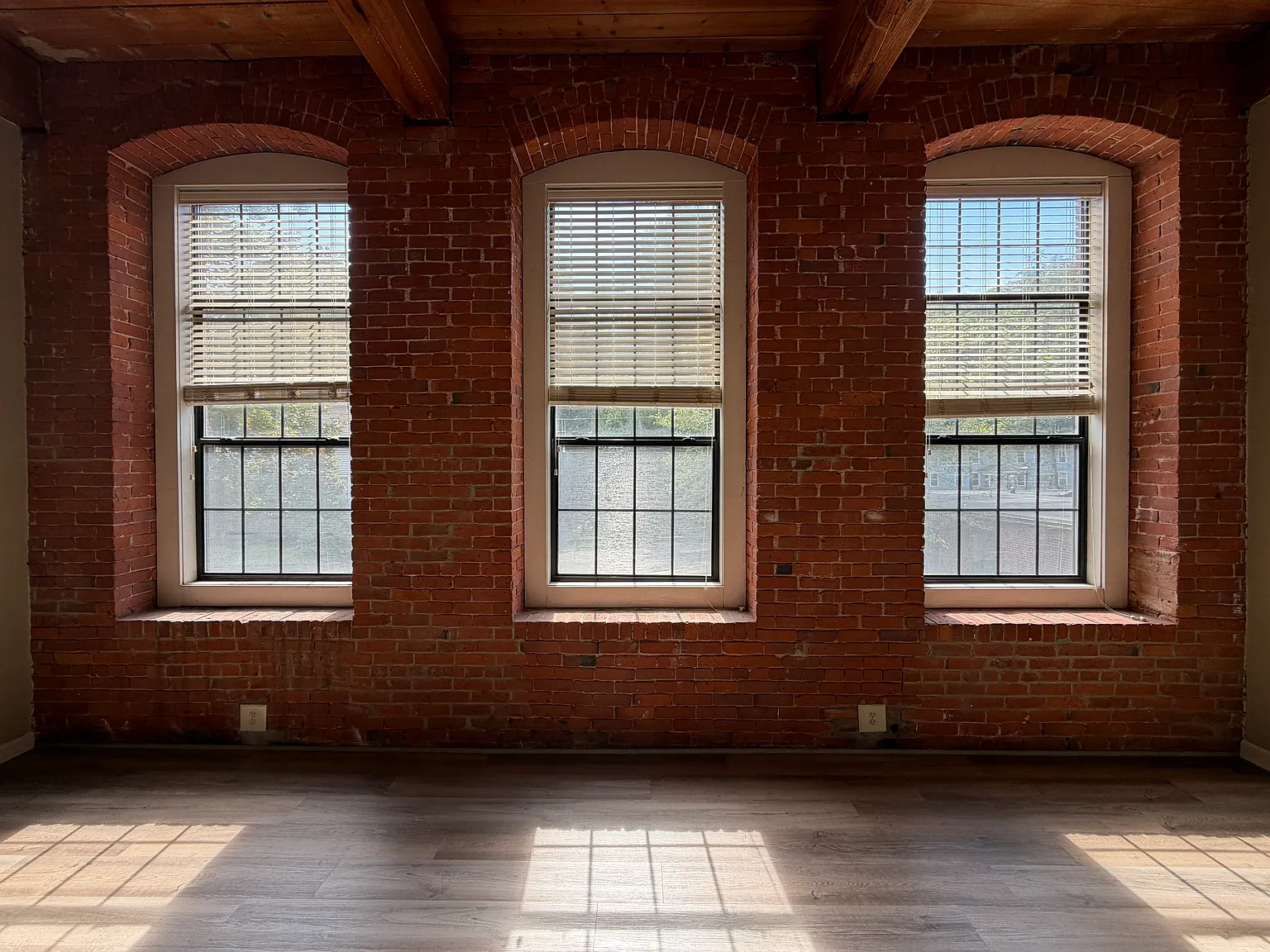 1 bed, 730 sqft, $1,550 — Photo 3