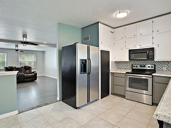 5th image of 211 E Osceola St