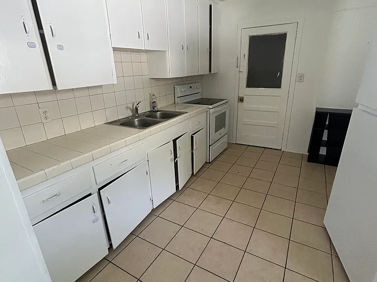 3330 NW Avenue J — Photo 19