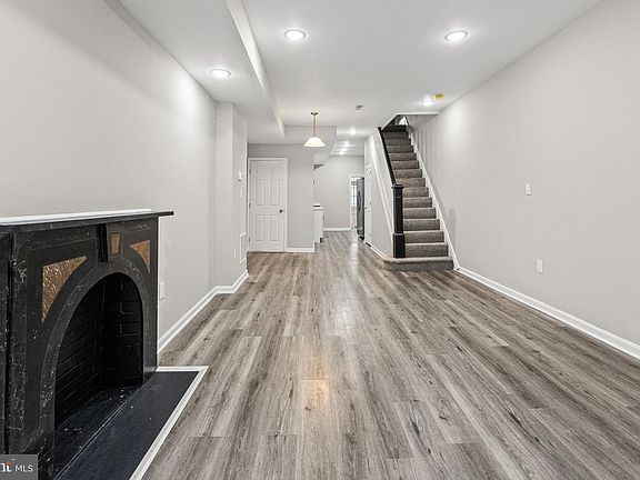4th image of 1807 E Federal St