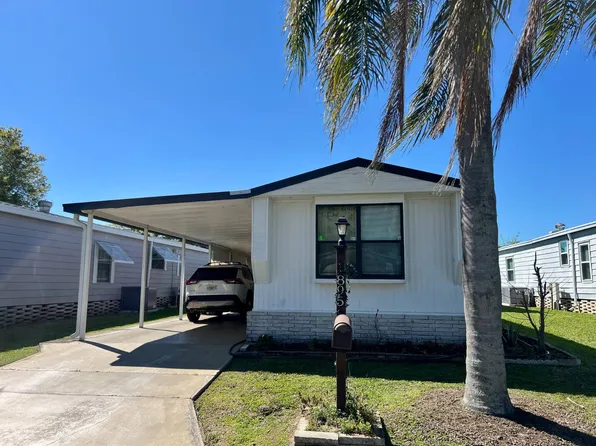 895 Bunker Cir #895, Winter Haven, FL 33881