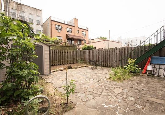 5th image of 2319 23rd Ave