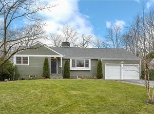 12 Rock Ridge Dr, Rye Brook, NY 10573