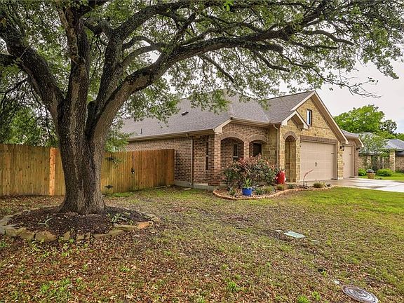 3rd image of 13100 Villa Park Dr