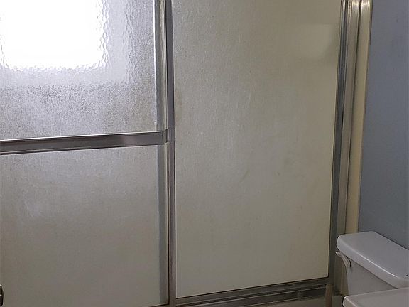 4th image of 101 W Willow Dr APT 3