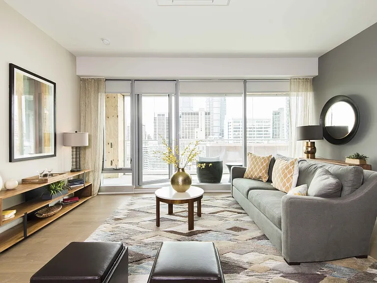 Franklin Tower Residences — Photo 42