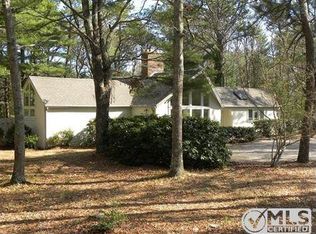 5 The Hunt Cir, Mashpee, MA 02649