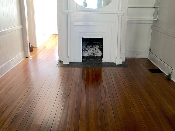3rd image of 37 East Ave #B