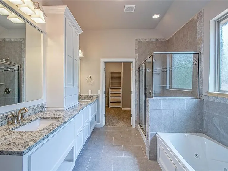 2916 Pacifica Ln — Photo 74