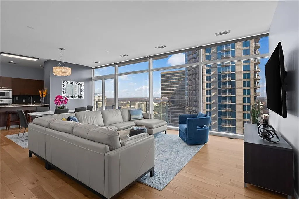 2 bed, 2.0 bath, 1587 sqft, $5,750 — Photo 1